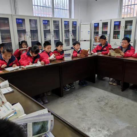 校园书香浓 阅读伴我行 ——孟塬镇中心小学图书阅览社团活动