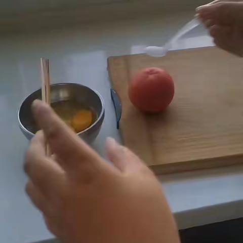 双减落实——我劳动，我快乐！南蒲社区小学六1班五一劳动节做家务实践活动