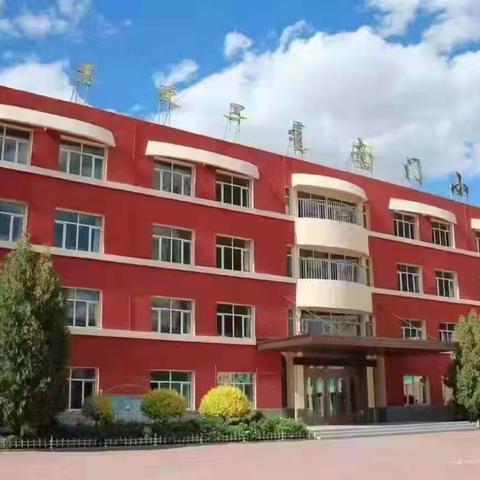 亲子讲座——原来最好的教育，是父母的自我成长