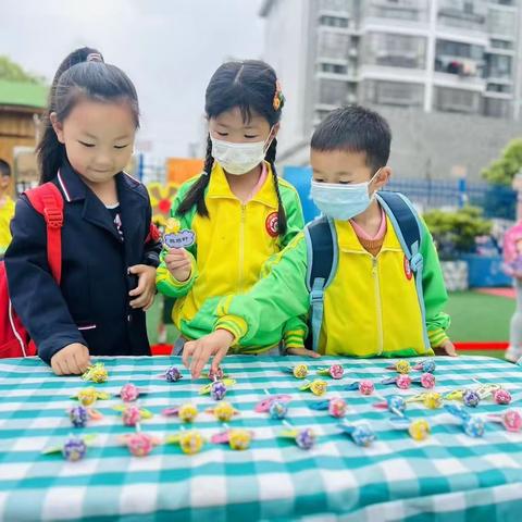 【习惯养成】特别的日子里，特别的你——阜宁金沙湖幼儿园大三班