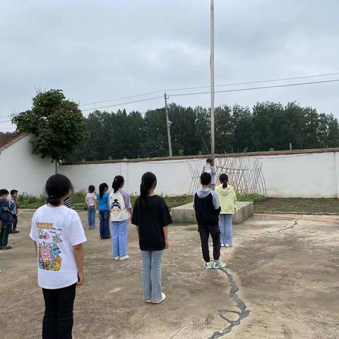 王园小学国旗下的讲话