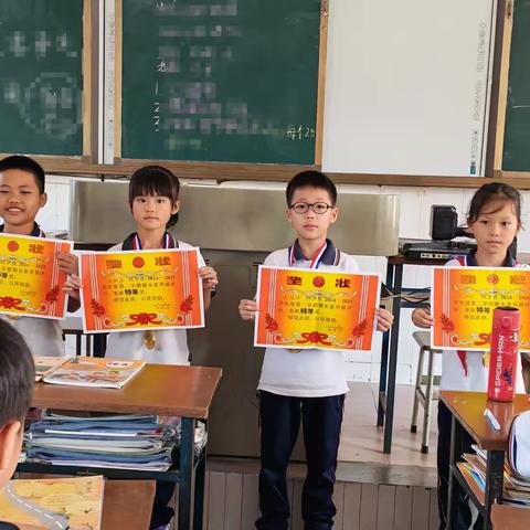 书香班第2周班会