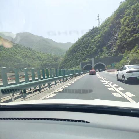 挤进"五一″的重庆