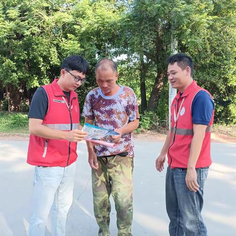 龙北村网格员持续入户开展禁毒宣传活动