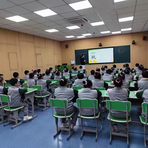 单县人民路小学语文公开课《小公鸡和小鸭子》