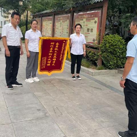 用实干诠释担当   用行动践行使命——涺惠网格员以优良党风带动社风民风