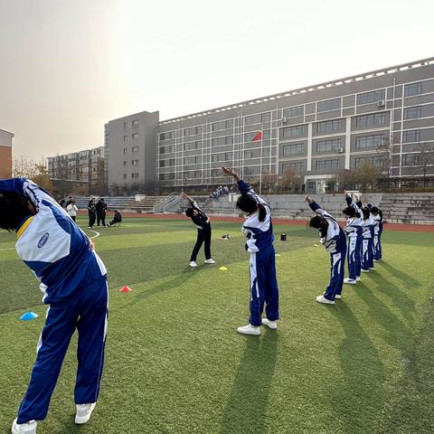 展体育课堂风采，促学生健康成长——开原市民主教育集团里仁学校体育公开课