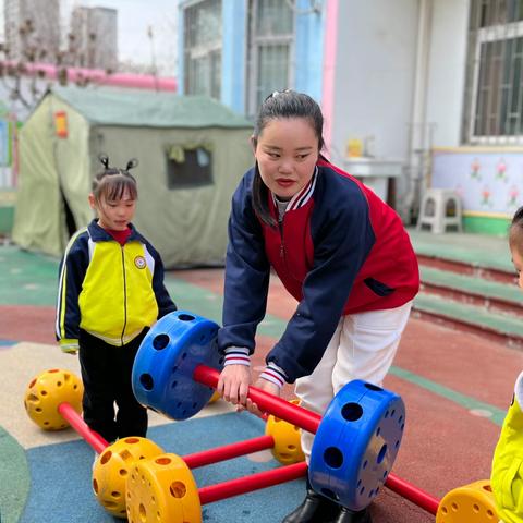 不忘初心，为爱绽放——金乡县中心教育集团蓝天幼儿园优秀教师（二）