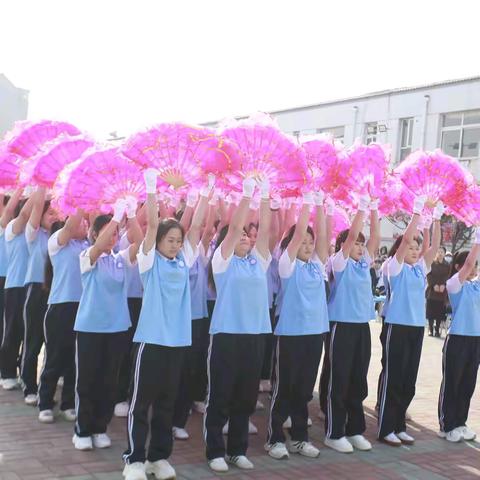 运动致青春 拼搏向未来 ——滦州市卫校2025年春季会操比赛燃动校园