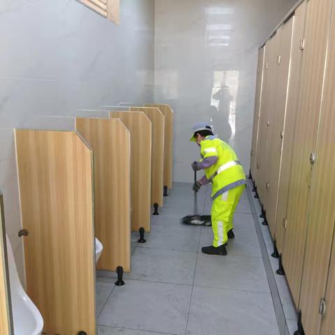 【宜良玉禾田】 公厕方寸间，城市大文明！