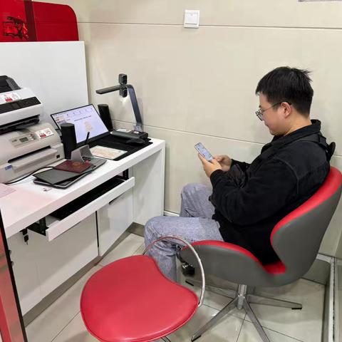 南昌九龙湖支行通过智慧服务护成长 远程助力暖人心