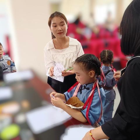 【悦·颂党恩】龙涓中心学校举行“传承红色基因·播撒爱国种子"幼儿讲故事比赛活动