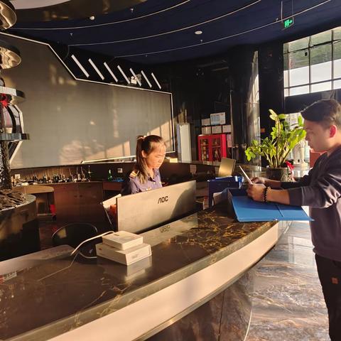 定安县旅文局开展2024年春节假期前娱乐场所专项检查