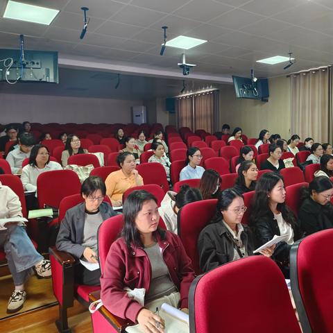 明方向·筑防线 ﻿海口市龙华区心理健康教育教师能力提升培训圆满举行