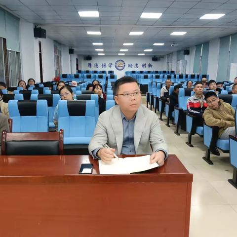 深耕数据明方向，细化部署促提升——我校召开初三第二次月考分析会