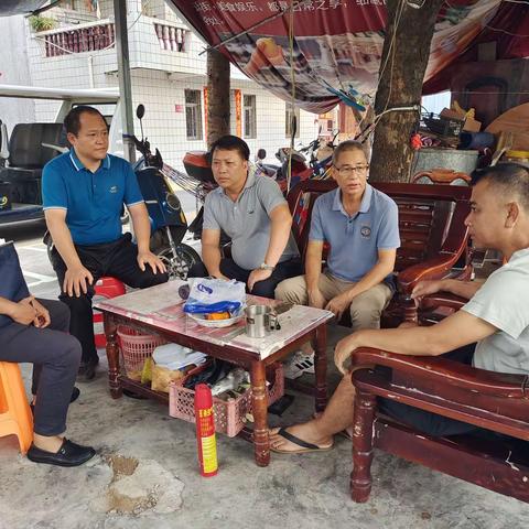 2023年六盘村乡村振兴中队开展10月入户走访月活动