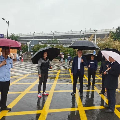 冒雨召开协调会   持续优化高铁区域秩序