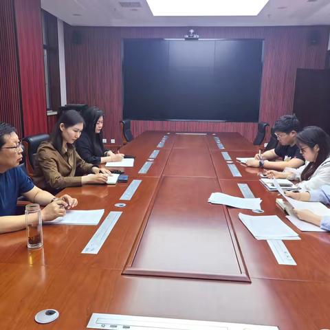 第一检察部党支部召开3月份主题党日活动会