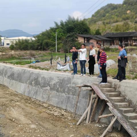 城关镇石路村防洪渠建设工程项目初验