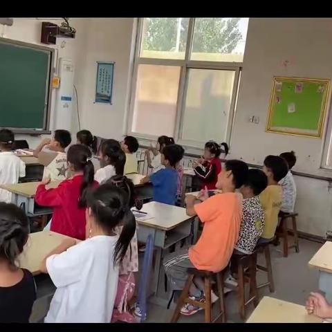 大管德小学诚邀校外音乐老师来校丰富学生的多彩课堂