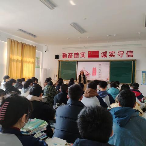 强镇筑基之教学教研篇：探沂中学八年级语文教研活动