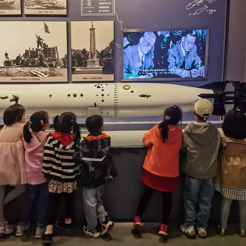 石油大学附属幼⼉园大五班2024 年度下学期家委会活动（一）