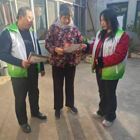 马官庄村开展“垃圾分类 贴心指导暖人心”宣传活动