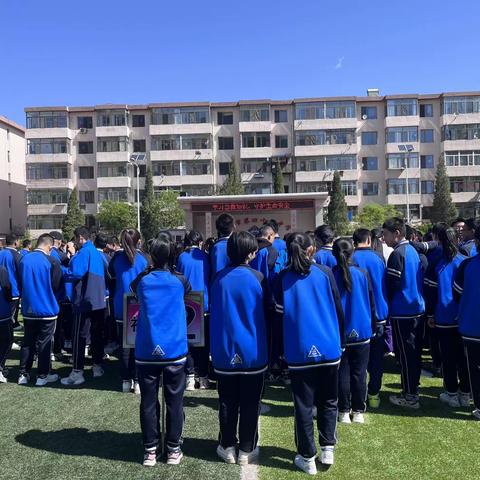 学习急救知识，守护生命安全——包四十五中组织开展急救知识学习