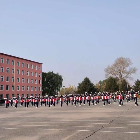 泉头中学开展“我运动，我向上”纪念“一二·九”运动大课间跳绳比赛活动
