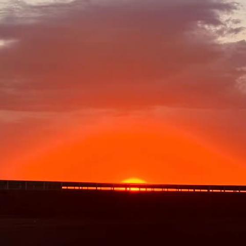 拉斯特乡中心幼儿园“知家乡 爱家乡 赞家乡”系列至“爱家乡晒家乡”-教师摄影作品展示活动