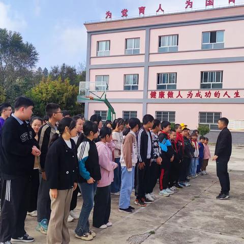 【“三抓三促”行动进行时】——伏家镇向阳学校防暴演练