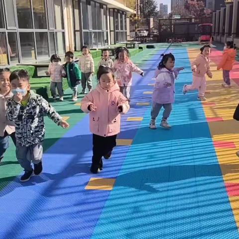 幼儿园的快乐生活——伊瑞幼儿园一周回顾