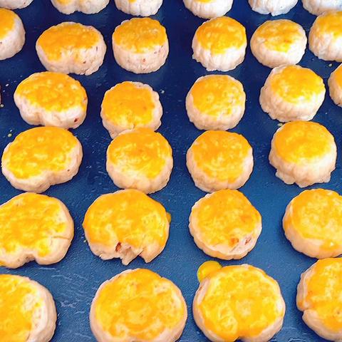 “小小巧手，大大创意”石油阳光幼儿园中秋月饼DIY活动