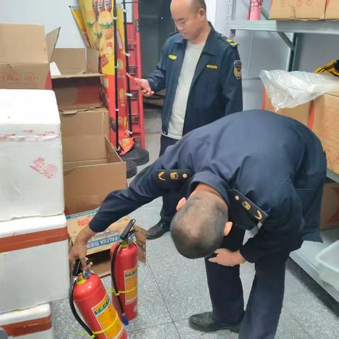 龙河镇打通消防“生命通道”整治工作纪实