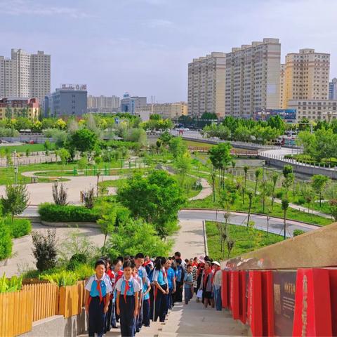 学习二十大 争做好队员|温宿县第五中学组织开展暑期社会实践研学活动