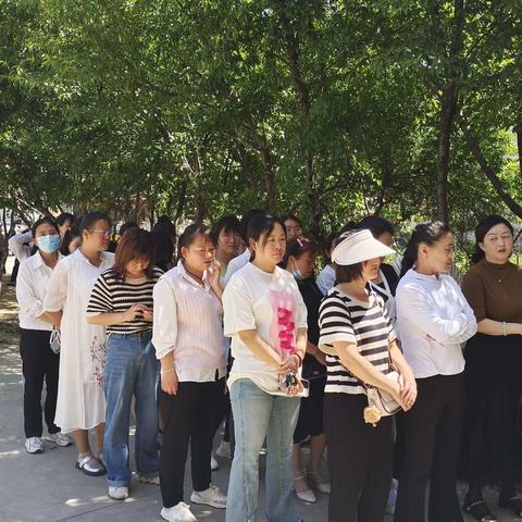 “食”光有你 “味”爱而来——淅川县金河希望小学幼儿园家长品餐活动