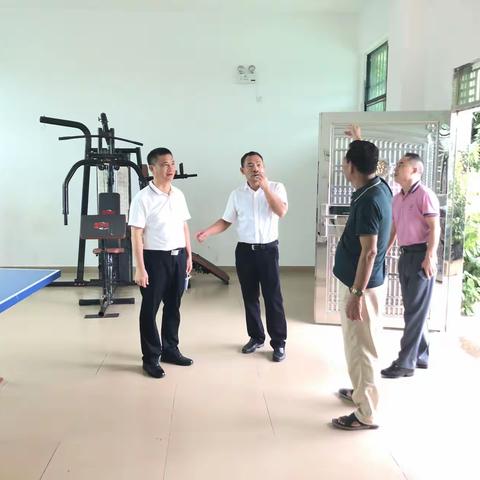 崖州区人大常委会主任陈曦到保平村开展代表联络站选址考察工作