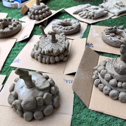 康贝儿磷都幼儿园慕莲班十一月陶泥作品分享——《甜甜圈🍩蛋糕🎂》