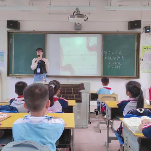 二年级组“学习二十大 争做好队员”教育活动图片合集