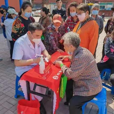 凤城社区“锋”领凤城之幸福大集