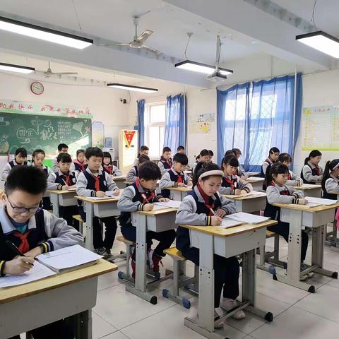 2023年度规范汉字书写 七色光水文小学 荣获优秀班级