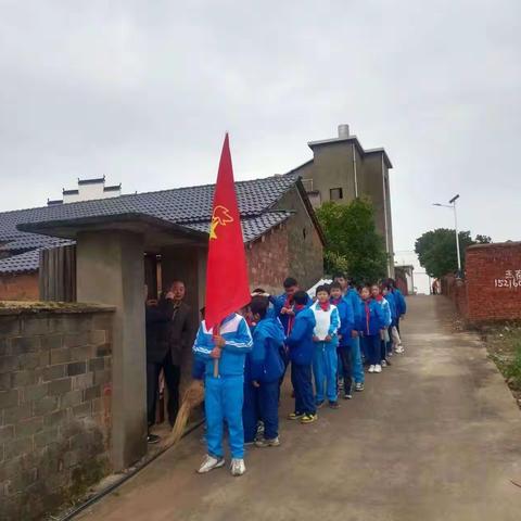 学习雷锋好榜样——韵博小学学习雷锋活动纪实