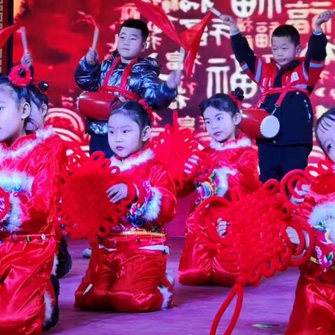 🏮“兔跃前程去，龙携好运来”🏮——明德园2024元旦邀请函