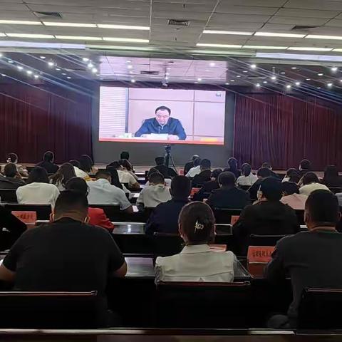 巩义市组织收听收看全省养老服务工作电视电话会议