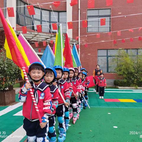 【未央学前】“花样器械操 缤纷炫童年”——童星幼儿园器械操暨亲子运动会