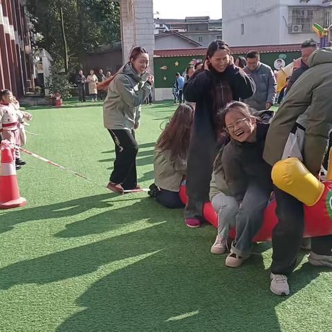 八德小学的简篇