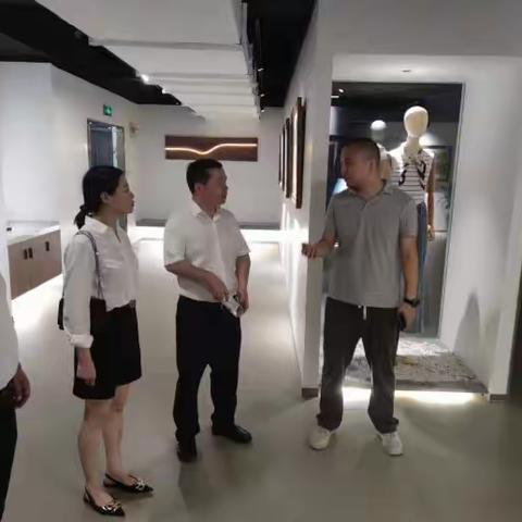 新城区金融办开展“百家助万企”活动