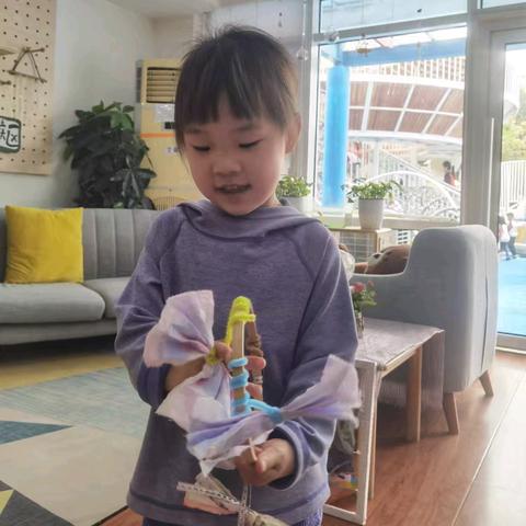 《纸》想和你玩——吴悦尔