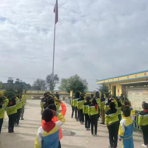 快乐童年享运动 趣味无限绽芳华——北山小学趣味游戏活动纪实