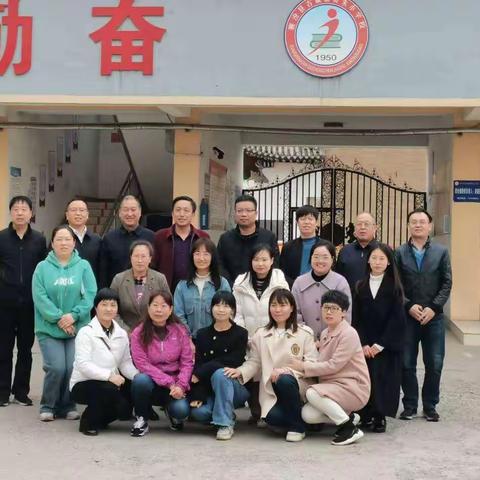 真情帮助促成长，送教下乡做示范——记县教科局名师工作室活动中心教研共同体“送教下乡”古城联校贾朱小学